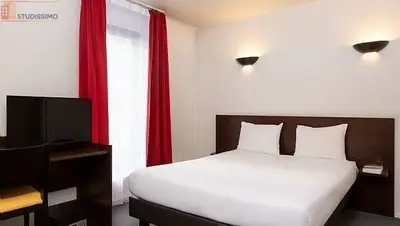 Studio à Courbevoie