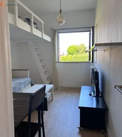 Studio à Vanves