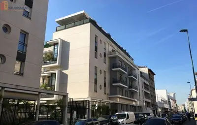Studio à Suresnes