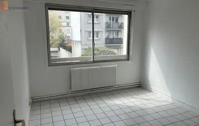 Studio à Clichy
