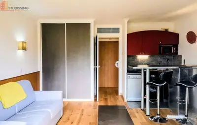 Studio à Courbevoie
