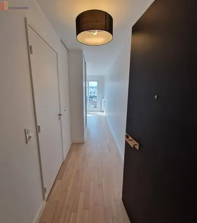 Studio à Suresnes
