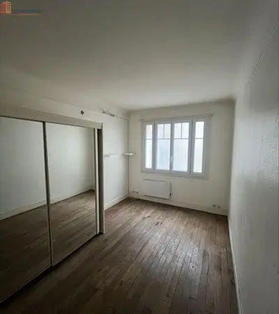 Studio à Courbevoie