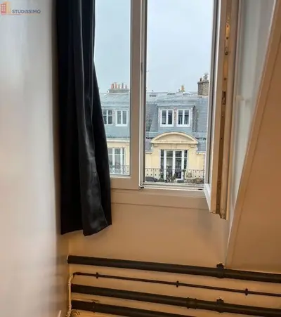 Studio à Neuilly-sur-Seine