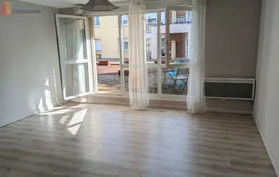 Studio à Sens