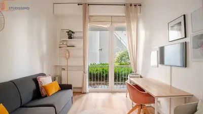 Studio à Neuilly-sur-Seine