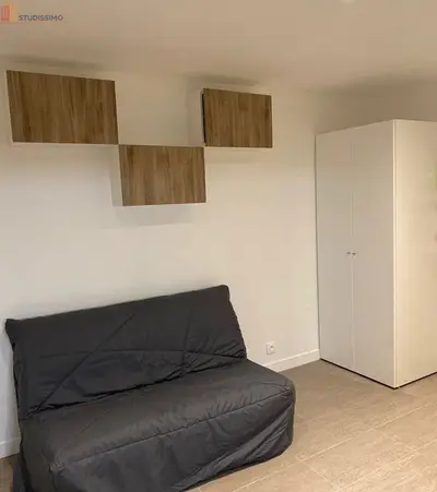 Studio à Sèvres