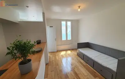 Studio à L'Île-Saint-Denis