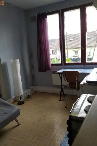Studio à Drancy