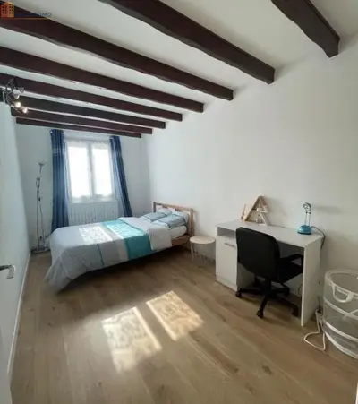 Studio à Villeneuve-le-Roi