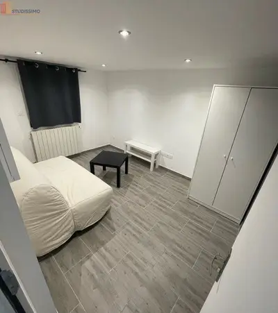 Studio à Villeneuve-le-Roi