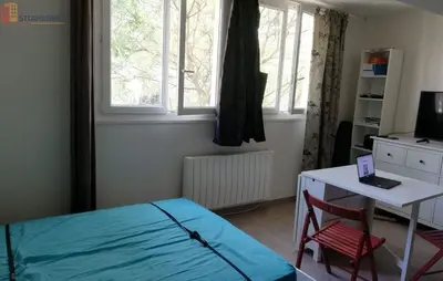 Studio à Le Kremlin-Bicêtre