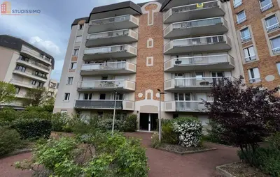 Studio à Cergy