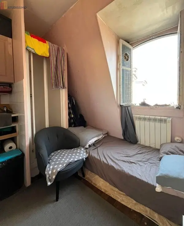Studio 7m² Paris 10e - Étage élevé, lumineux - Photo 9