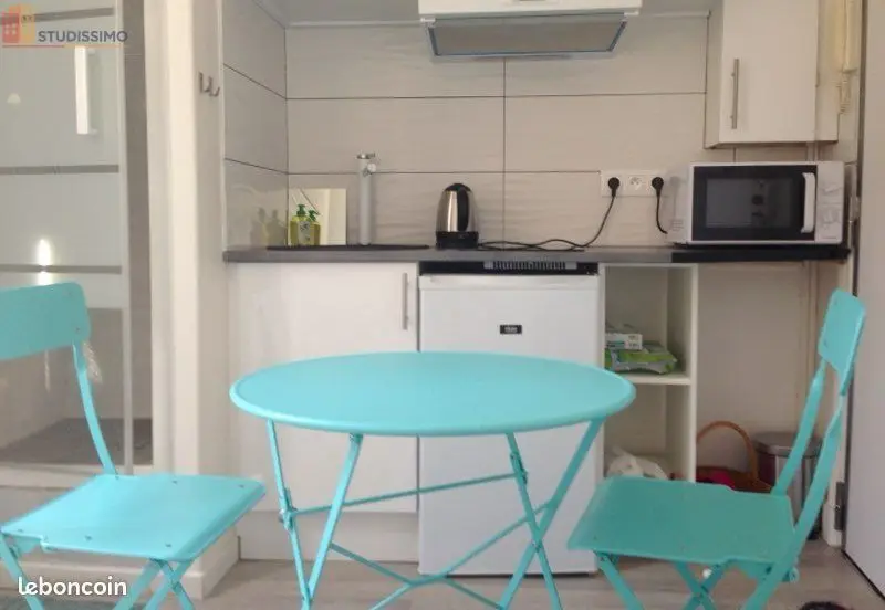 Studio 8m² Paris 18e - Refaite à neuf - Photo 8