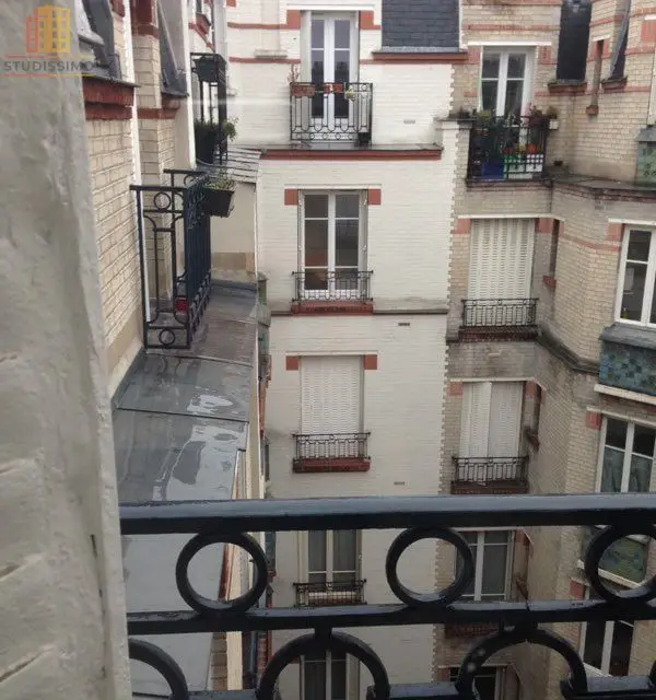Studio 8m² Paris 18e - Refaite à neuf - Photo 1