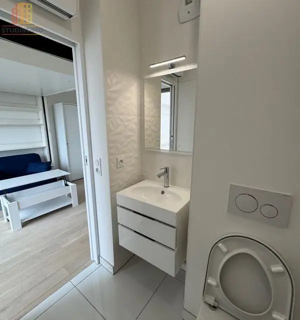 Studio meublé 18m² Paris 20e - Locataire en place, immeuble 2024 - Photo 2