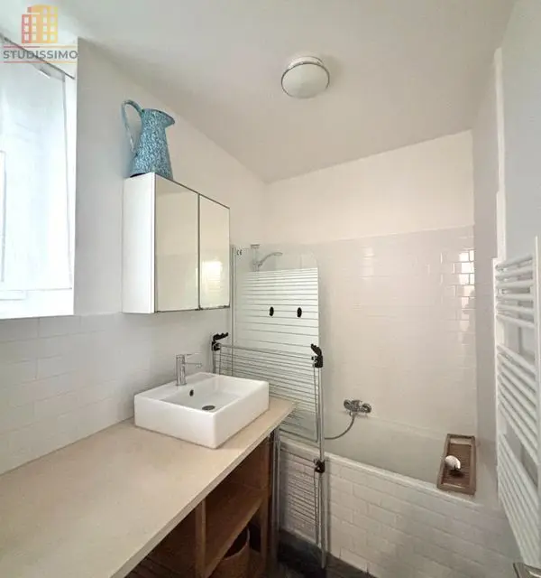 Studio 27m² Paris 14e - Rez-de-chaussée sur cour, meublé - Photo 2