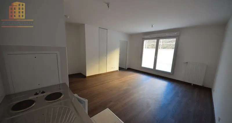 Studio 29m² Châtenay-Malabry - Terrasse, parking - Photo 2