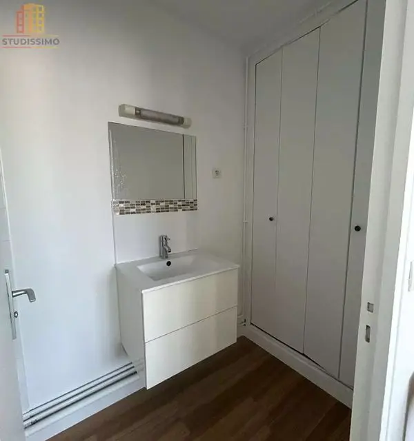 Studio 25m² Asnières-sur-Seine - Lumineux, dernier étage avec parking - Photo 2
