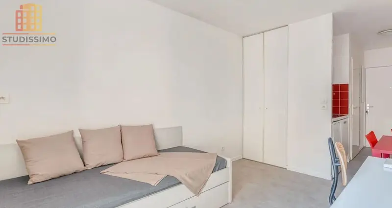 Studio 18m² Saint-Ouen-sur-Seine - 5e étage, lumineux - Photo 1