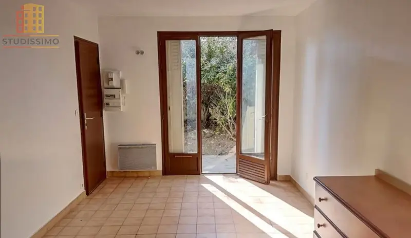 Studio 22m² Triel-sur-Seine - Sans caractéristique mentionnée - Photo 2