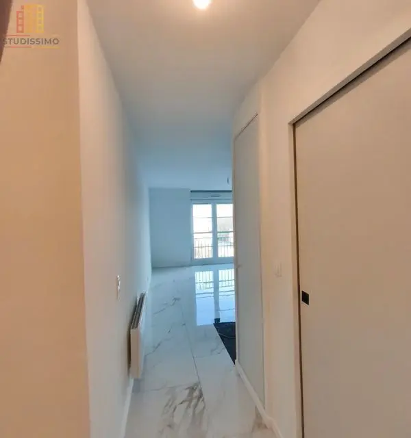 Studio 30m² Vauréal - Refait à neuf, dernier étage - Photo 16