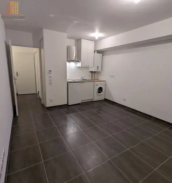 Studio 25m² Crécy-la-Chapelle - Jardin plein sud, parking sécurisé - Photo 2