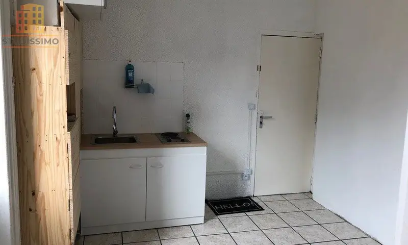 Studio 23m² Neuville-sur-Saône - Lumineux, 1er étage - Photo 1
