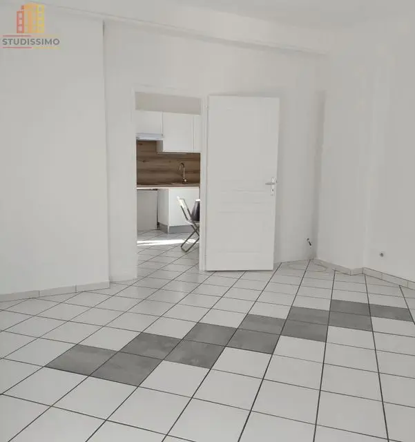 Studio 30m² Villeurbanne Gratte-Ciel - Photo 2