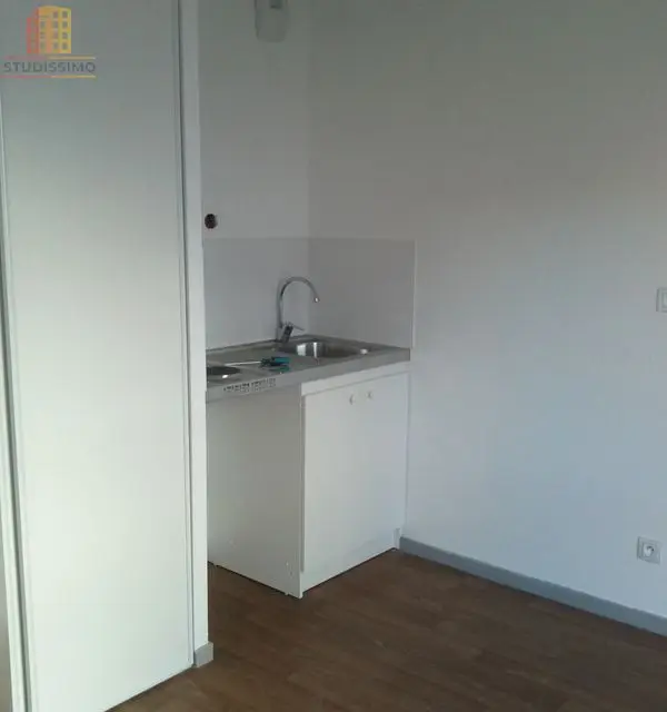 Studio 18m² Villeurbanne 69100 - Place de stationnement, lumineux - Photo 2