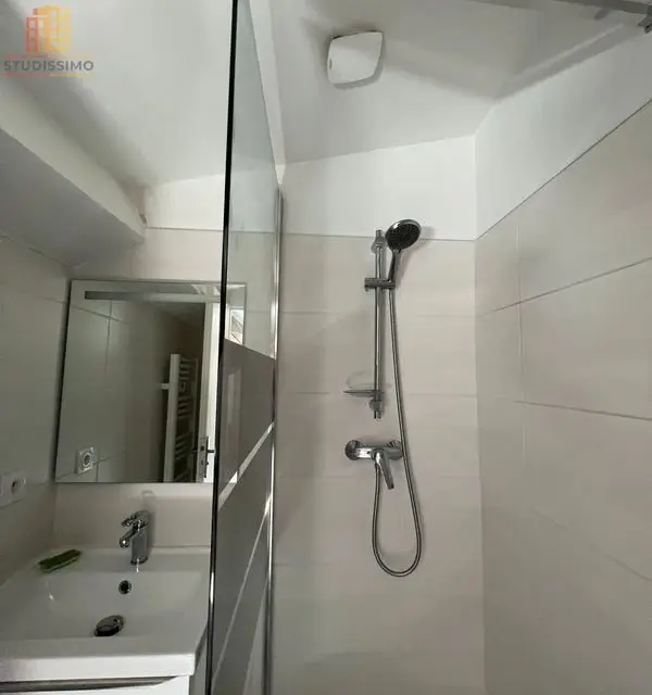 Studio 25m² Lyon 3e - Meublé, dernier étage - Photo 2
