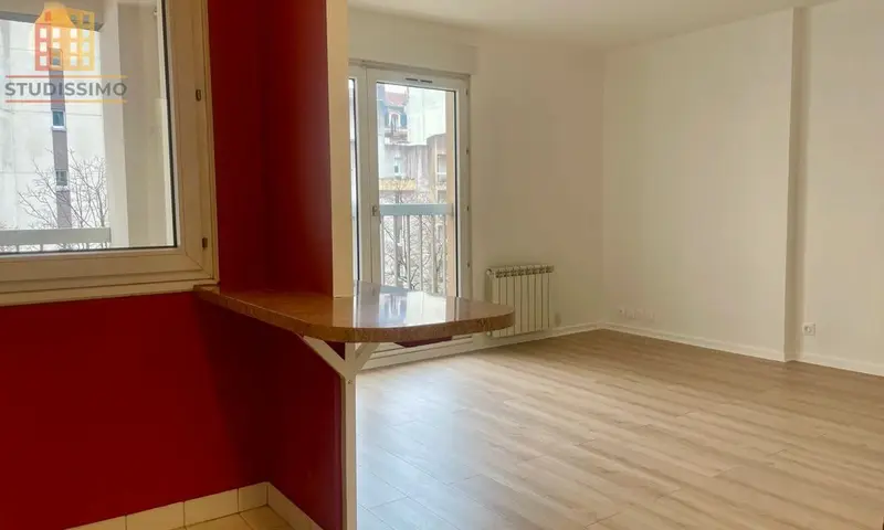 Studio 35m² Lyon 6e - Balcon, cave - Photo 6