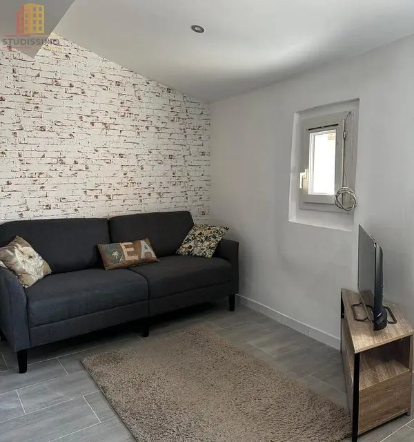Studio 27m² Aubagne centre - Entièrement refait à neuf - Photo 1