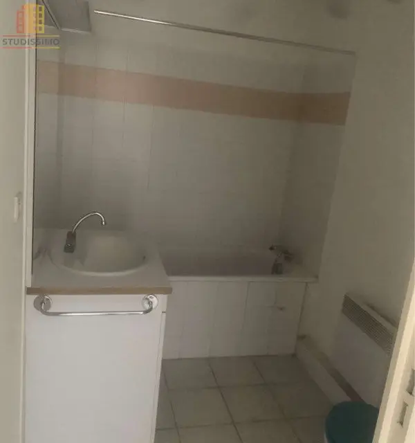 Studio 36m² Marseille 15e - Place de parking - Photo 2