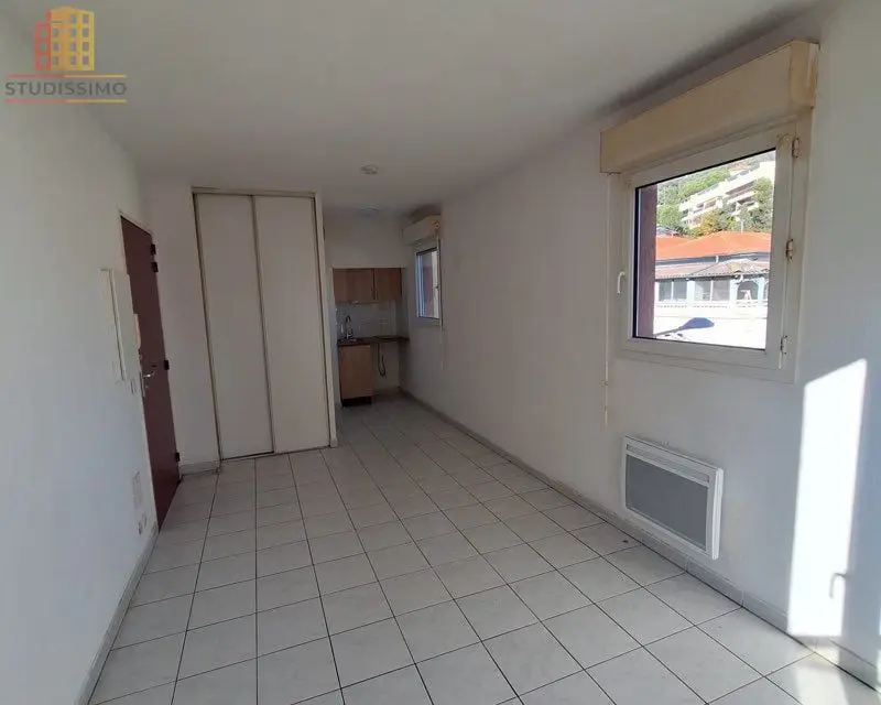 Studio 18m² Nice 06200 - Loué, étage 3/4 - Photo 1