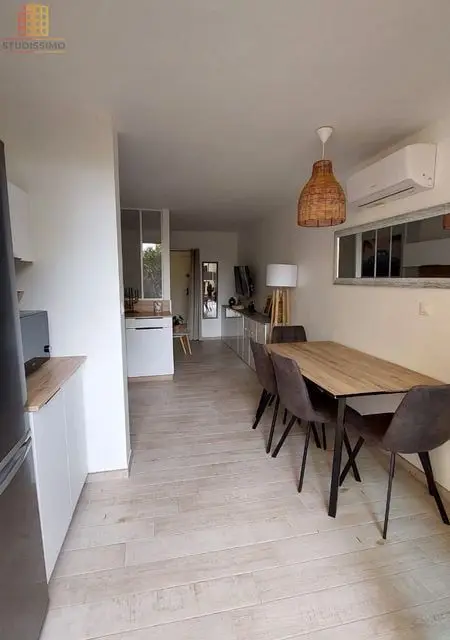Studio 25m² Agde 34300 - Rénové, grande terrasse - Photo 2