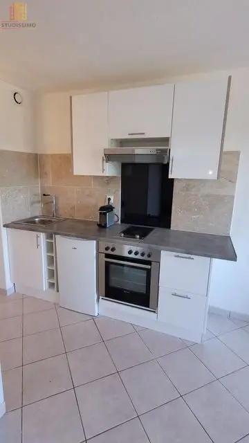 Studio 21m² Grabels 34790 - Balcon, parking - Photo 2