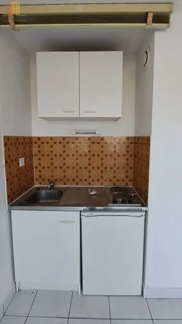 Studio 20m² Bordeaux centre - Étage intermédiaire, DPE D - Photo 2