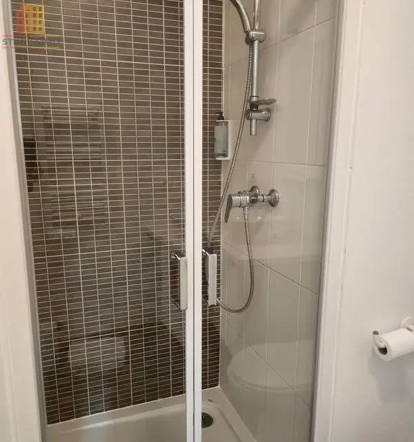 Studio meublé 24m² Bordeaux 33300 - Sous bail commercial - Photo 2