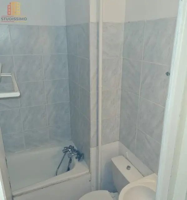 Studio 20m² Strasbourg Halles - Balcon, bon état - Photo 2