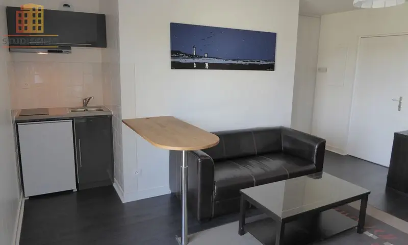 Studio 24m² Liffré centre-ville - Lumineux - Photo 1