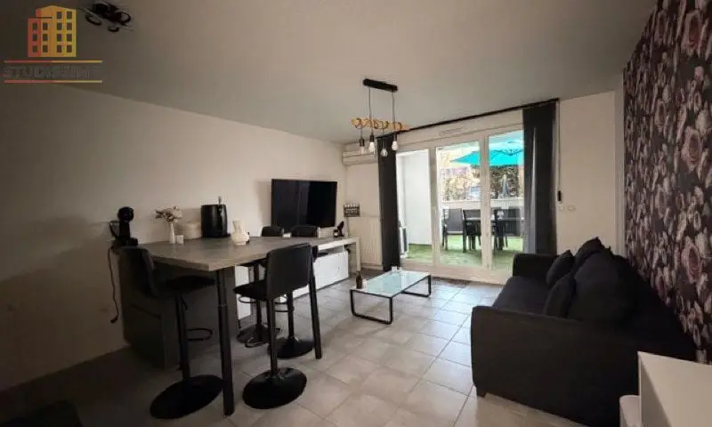 Studio 44m² Eybens - Parking privatif, double terrasse - Photo 2