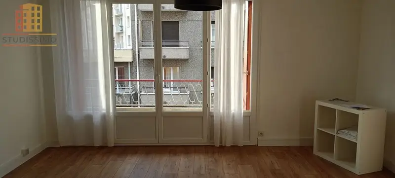 Studio 27m² Grenoble centre - Étage élevé, lumineux - Photo 2