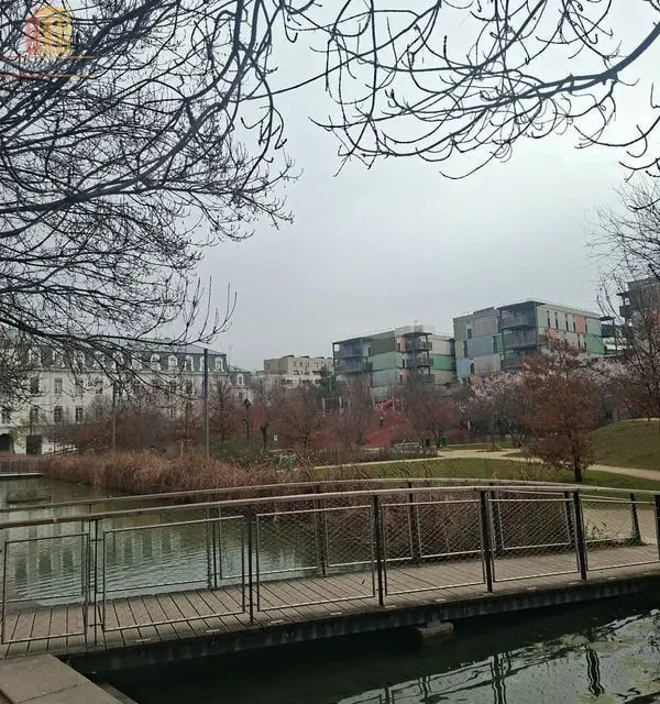 Studio 17m² Grenoble Caserne de Bonne - Résidence étudiante, dernier étage - Photo 12