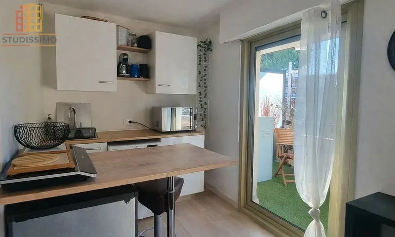 Studio 27m² Fréjus - Proche mer, parking privatif - Photo 2