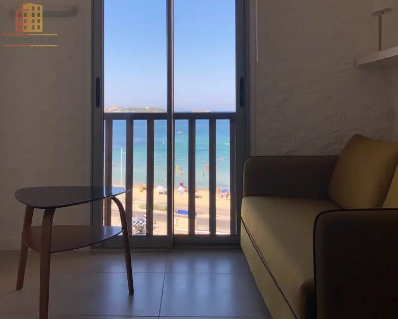 Studio 30m² Six-Fours-les-Plages Le Brusc - Rénové, face mer - Photo 9