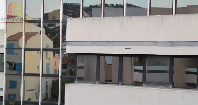 Studio 34m² Hyères - Lumineux, étage élevé - Photo 1