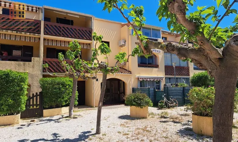 Studio 18m² La Londe-les-Maures - Rénové, loggia - Photo 6