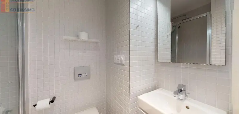 Studio meublé 14m² Paris 17e - 5e étage, lumineux - Photo 9